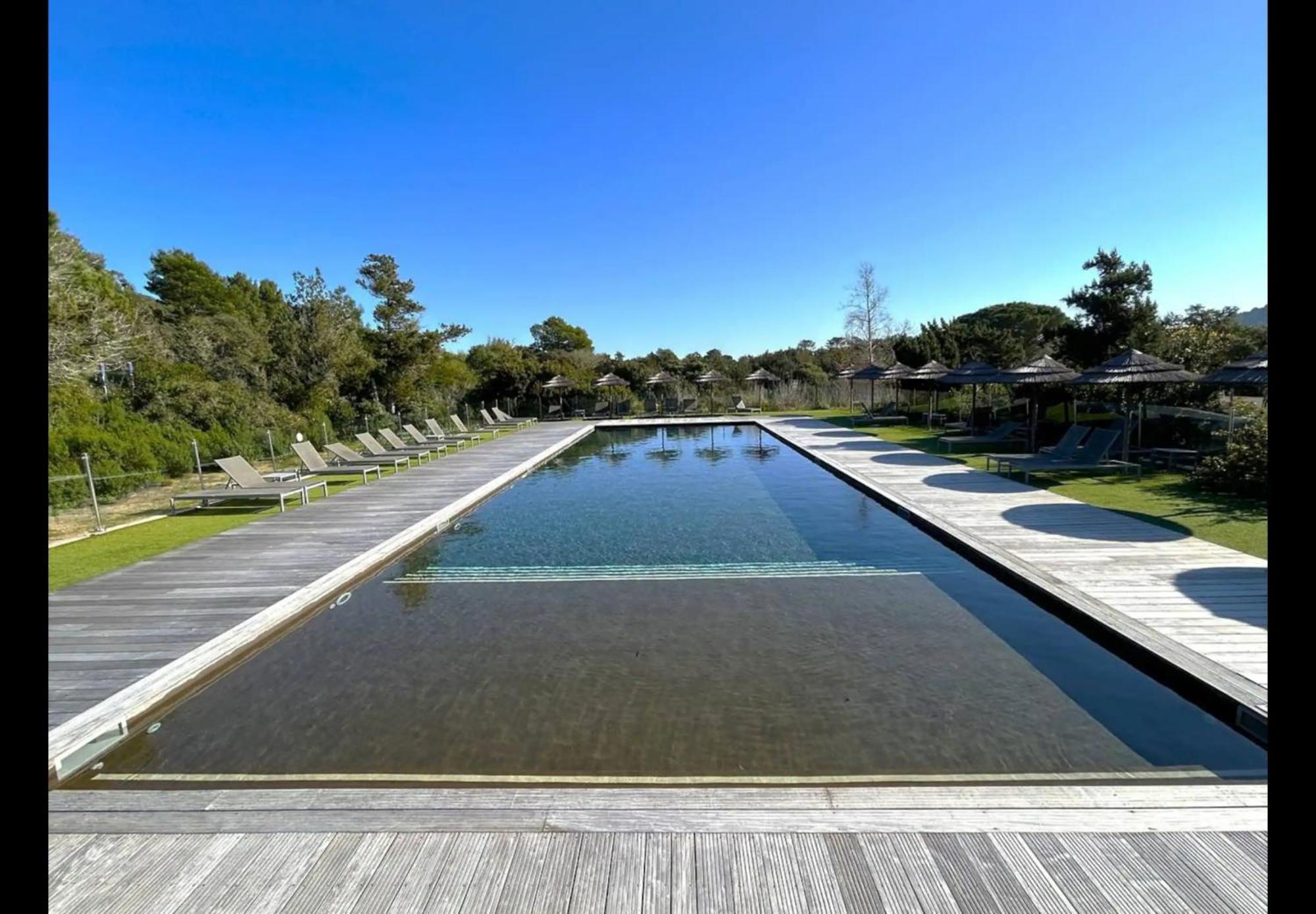 Residence Cala Sultana -Baie Santa Giulia - rez jardin 1ere ligne Porto Vecchio Esterno foto